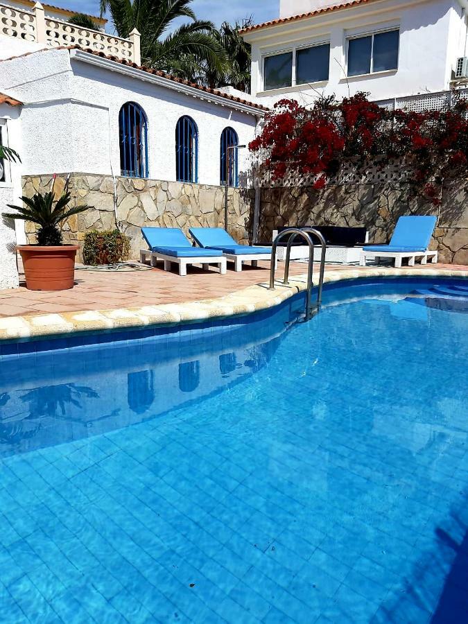 Azul Mit Privat Pool